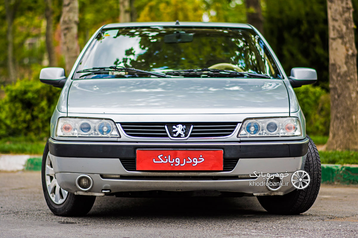 اولین محصولات ایران خودرو در مدل های 99 به بازار رسیدند