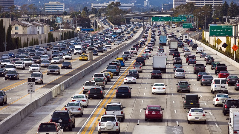 افزایش عمر متوسط خودروهای آمریکایی به دلیل کاهش فروش‌ خودرو 