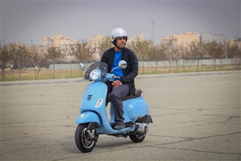 تست و بررسی وسپا VXL 3vTech در تهران، موتورسیکلت معروف جهانی - 31