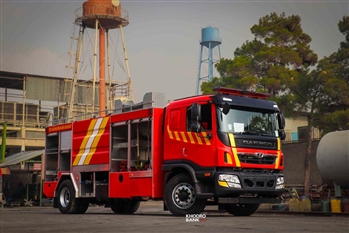 نگاهی به کامیون باری 18 تن باری دوو مدل Doosan با کاربری آتش نشانی + عکس - 5