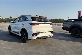 ملاقات با KMC SR6 در پیست آزمایشی جک؛ تجربه رانندگی با کراس‌اوور کرمان‌موتور + فیلم و عکس - 1