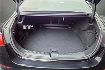 بازگشت پادشاه کلاس E به ایران؛ بررسی کامل و ملاقات با مرسدس بنز E300 مدل ۲۰۲۶ + ویدیو و عکس - 14