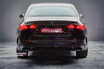 بازگشت پادشاه کلاس E به ایران؛ بررسی کامل و ملاقات با مرسدس بنز E300 مدل ۲۰۲۶ + ویدیو و عکس - 15