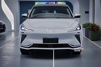 ملاقات نزدیک با آی ام LS7؛ کراس‌اوور لوکس ۵۷۰ اسب بخاری نیکا موتور در بازار ایران + فیلم و عکس - 11