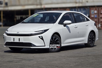 ورود تویوتا کرولا ۲۰۲۶ هیبریدی به ایران؛ بررسی سدان جدید گروه خودرویی تاو (یاسین موتور) + فیلم و عکس - 8