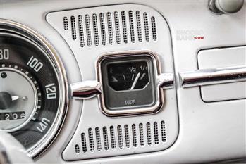 پشت فرمان موفق‌ترین خودرو جهان؛ تجربه رانندگی با فولکس واگن بیتل 1965 - 33