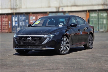 بازگشت شکوهمند نیسان تیانا 2026 به بازار ایران توسط شرکت کارنو اسپیکو + فیلم و عکس - 1