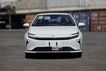 ورود تویوتا کرولا ۲۰۲۶ هیبریدی به ایران؛ بررسی سدان جدید گروه خودرویی تاو (یاسین موتور) + فیلم و عکس - 9