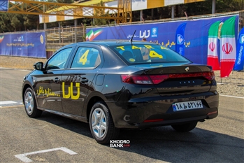تجربه رانندگی با تارا در پیست آزادی، سدان پرحاشیه ایران خودرو - 3