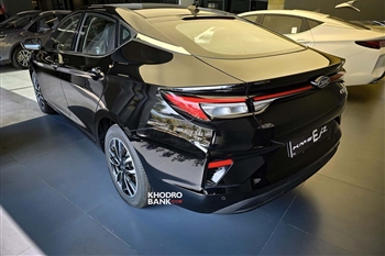 مقایسه کی ام سی J7 و کی ام سی EJ7، رقابت تکنولوژی بنزینی با برقی + عکس - 2