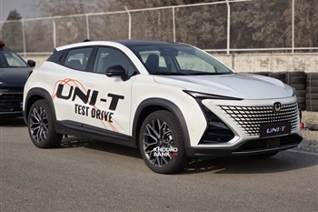 تجربه رانندگی چانگان UNI-T آرینا درایو؛ انقلابِ هندسی در جاده‌های ایران + عکس و فیلم - 10