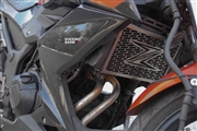 بررسی فنی و تجربه رانندگی با موتورسیکلت کاوازکی Z249 - از نسل نینجا - 19