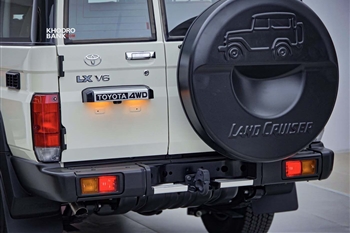 دیدار با اسطوره ۴۰ ساله در عصر مدرن؛ بررسی تخصصی تویوتا لندکروزر سری ۷۰ مدل ۲۰۲۵ + عکس و فیلم - 7