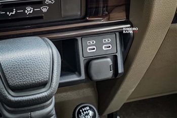 دیدار با اسطوره ۴۰ ساله در عصر مدرن؛ بررسی تخصصی تویوتا لندکروزر سری ۷۰ مدل ۲۰۲۵ + عکس و فیلم - 26