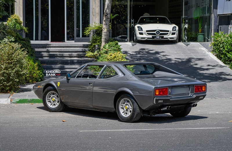 فراری دینو 308 GT4