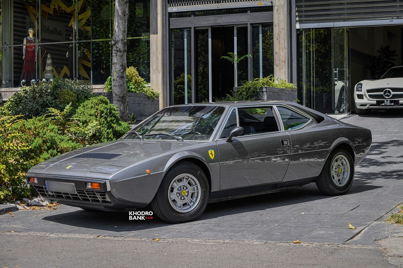 فراری دینو 308 GT4