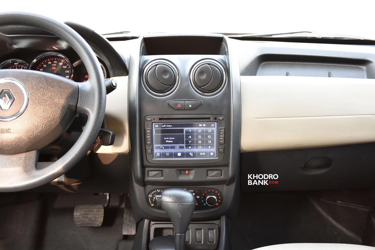 پژو 2008 و رنو داستر