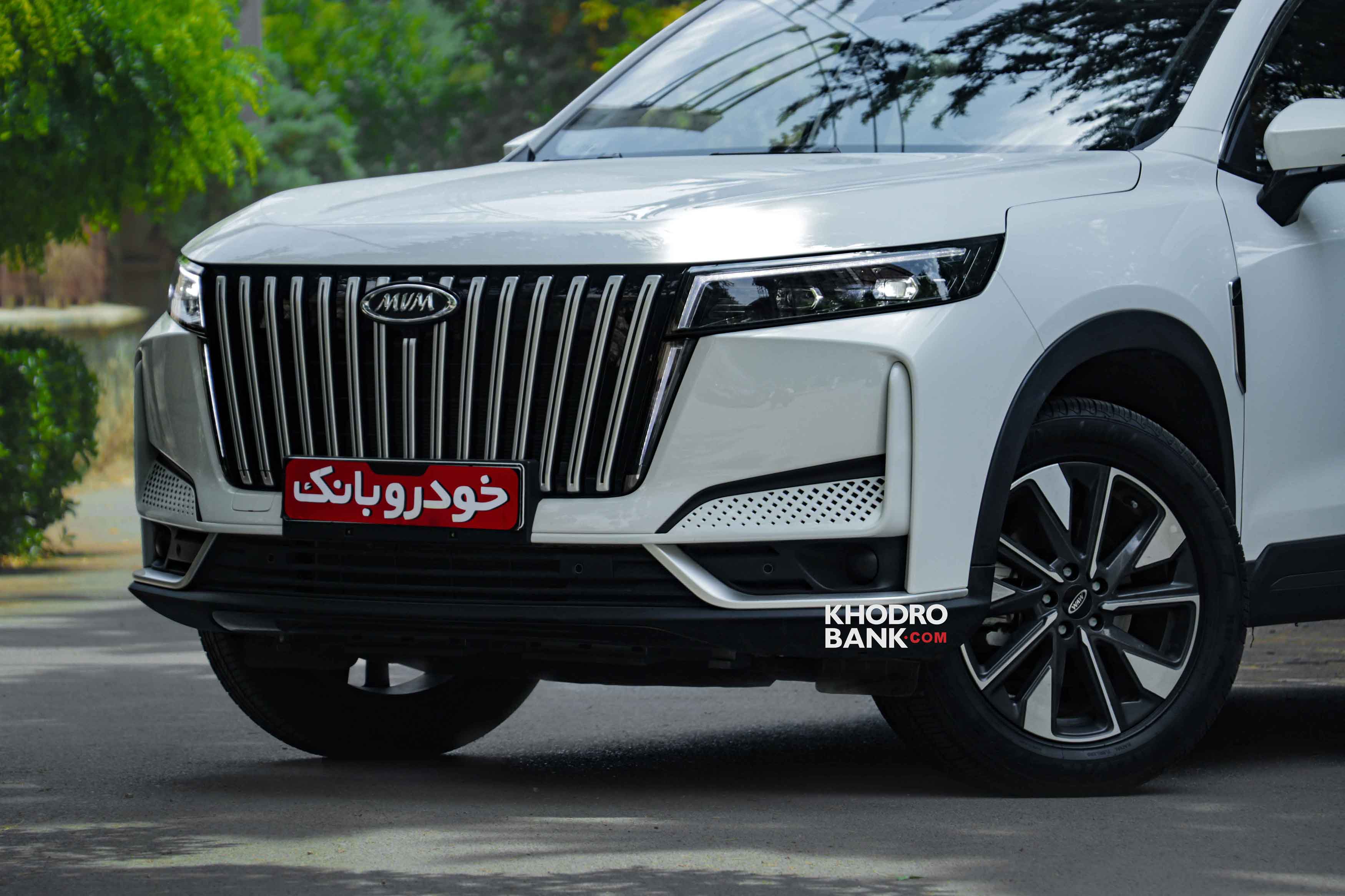 ام وی ام ایکس 77