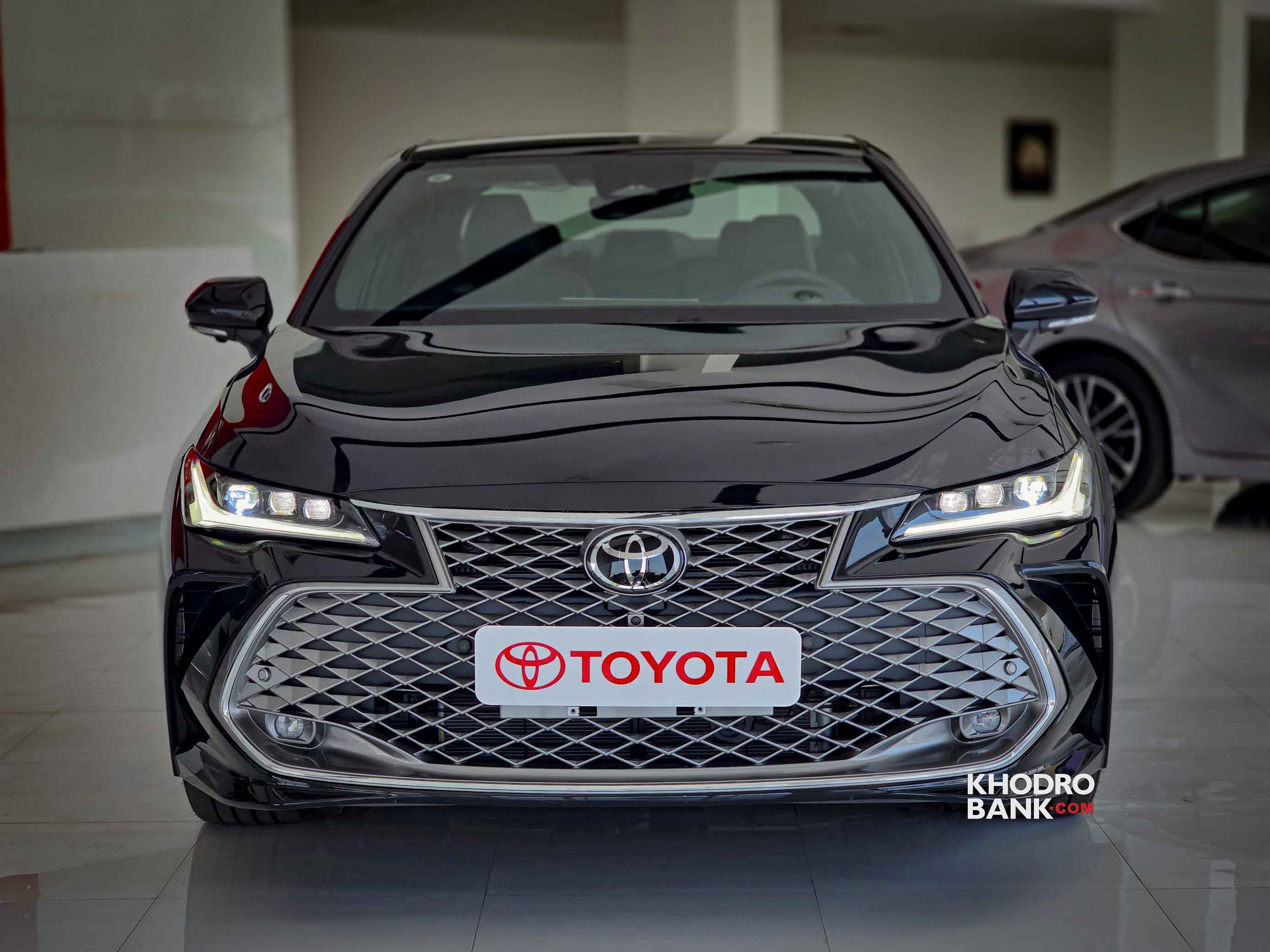 تویوتا آوالون