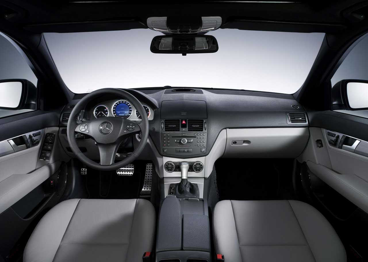 مرسدس بنز C200