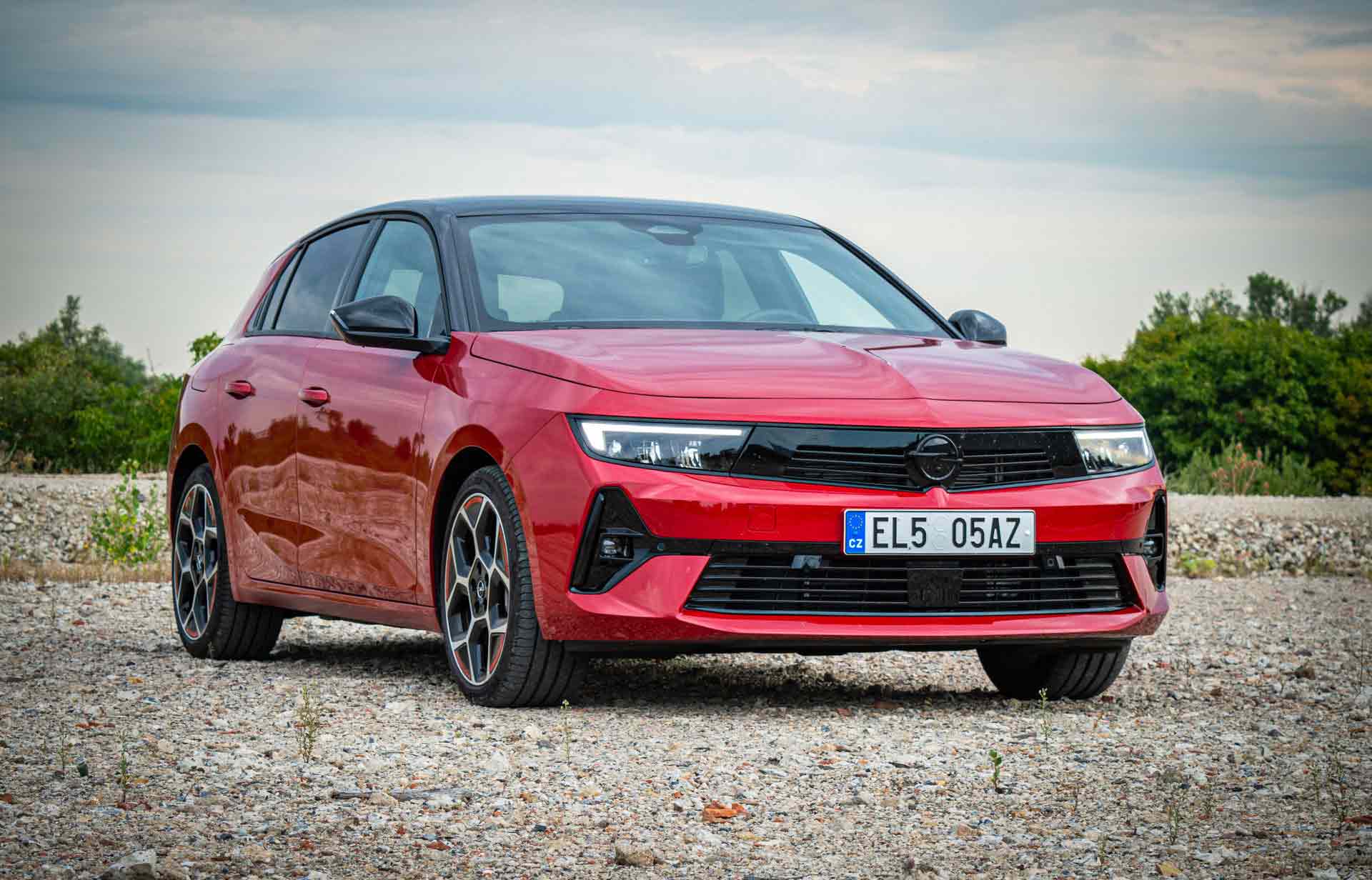 اپل آسترا GS هیبرید