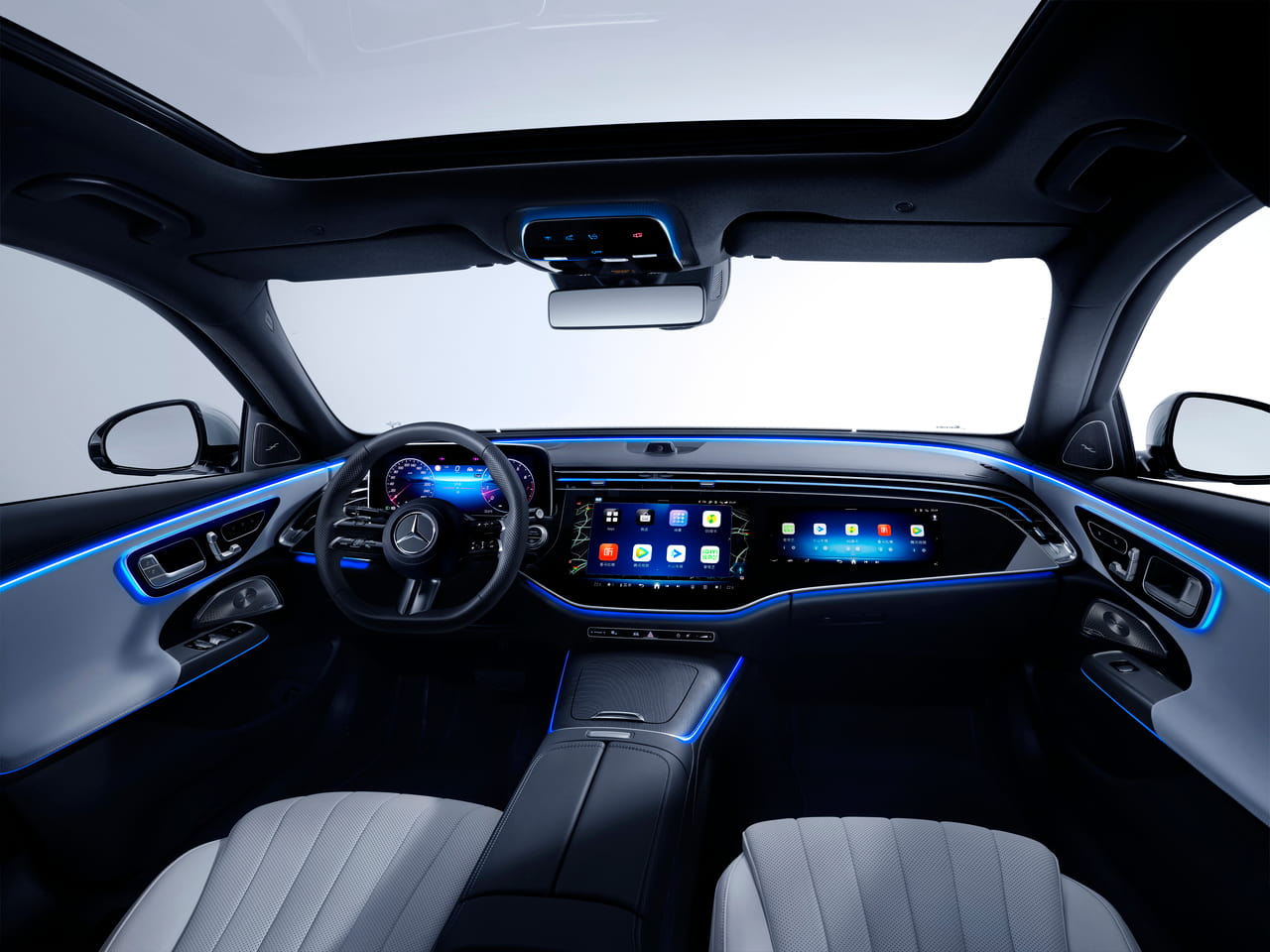 عکس داخل مرسدس بنز E200 جدید