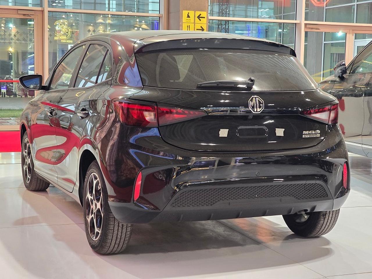 ام جی 3 هیبرید