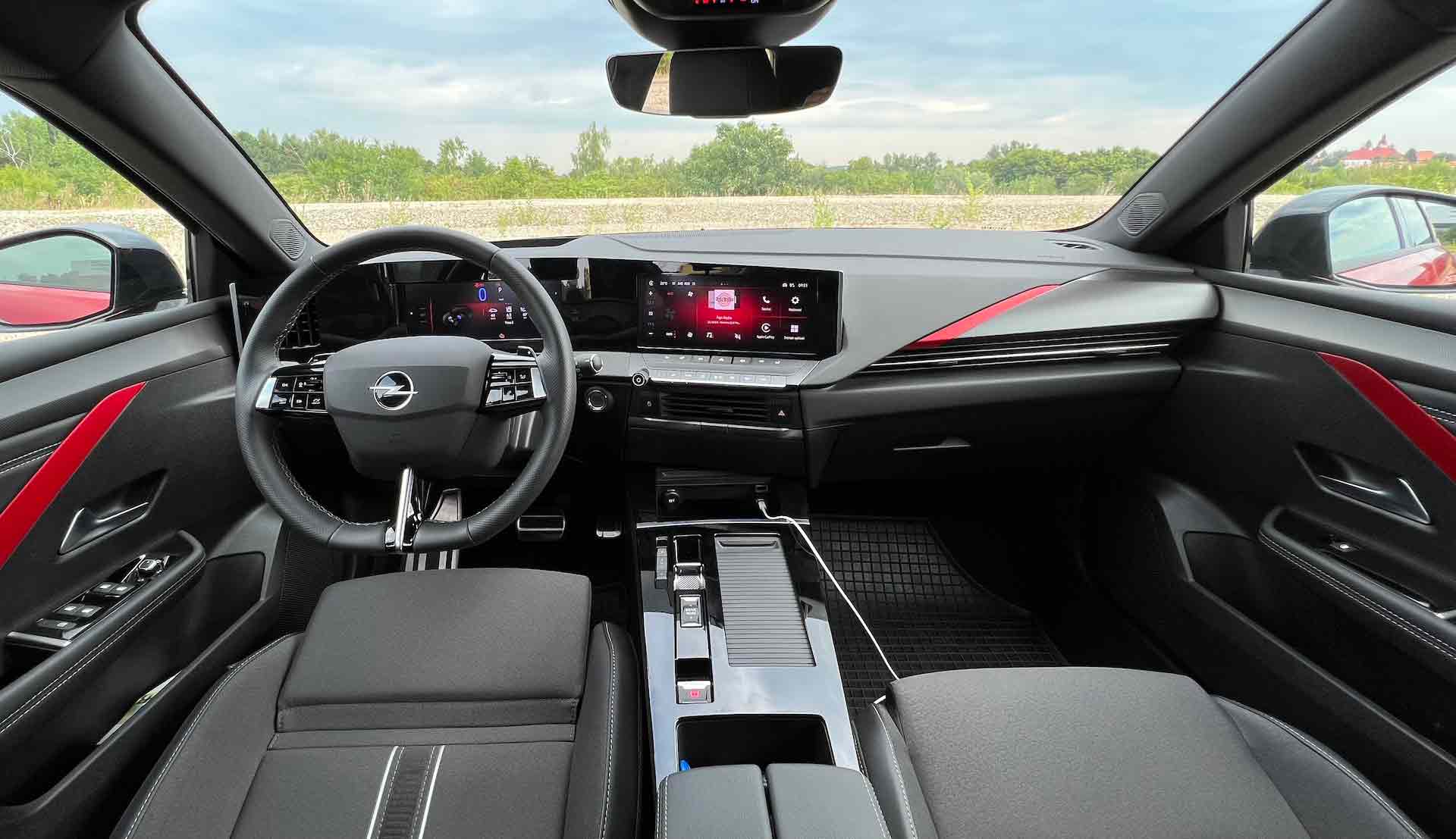 اپل آسترا GS هیبرید