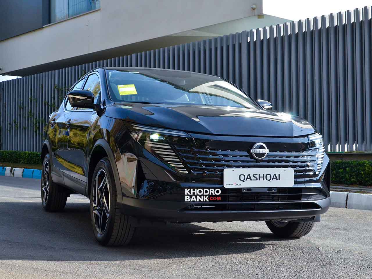 نیسان قشقایی آنر
