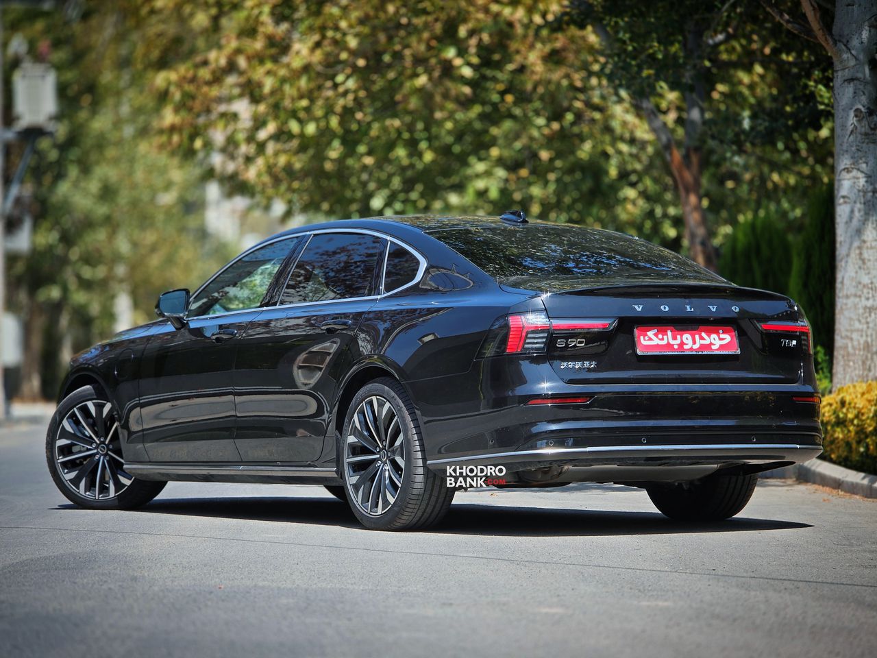 عکس ولوو S90