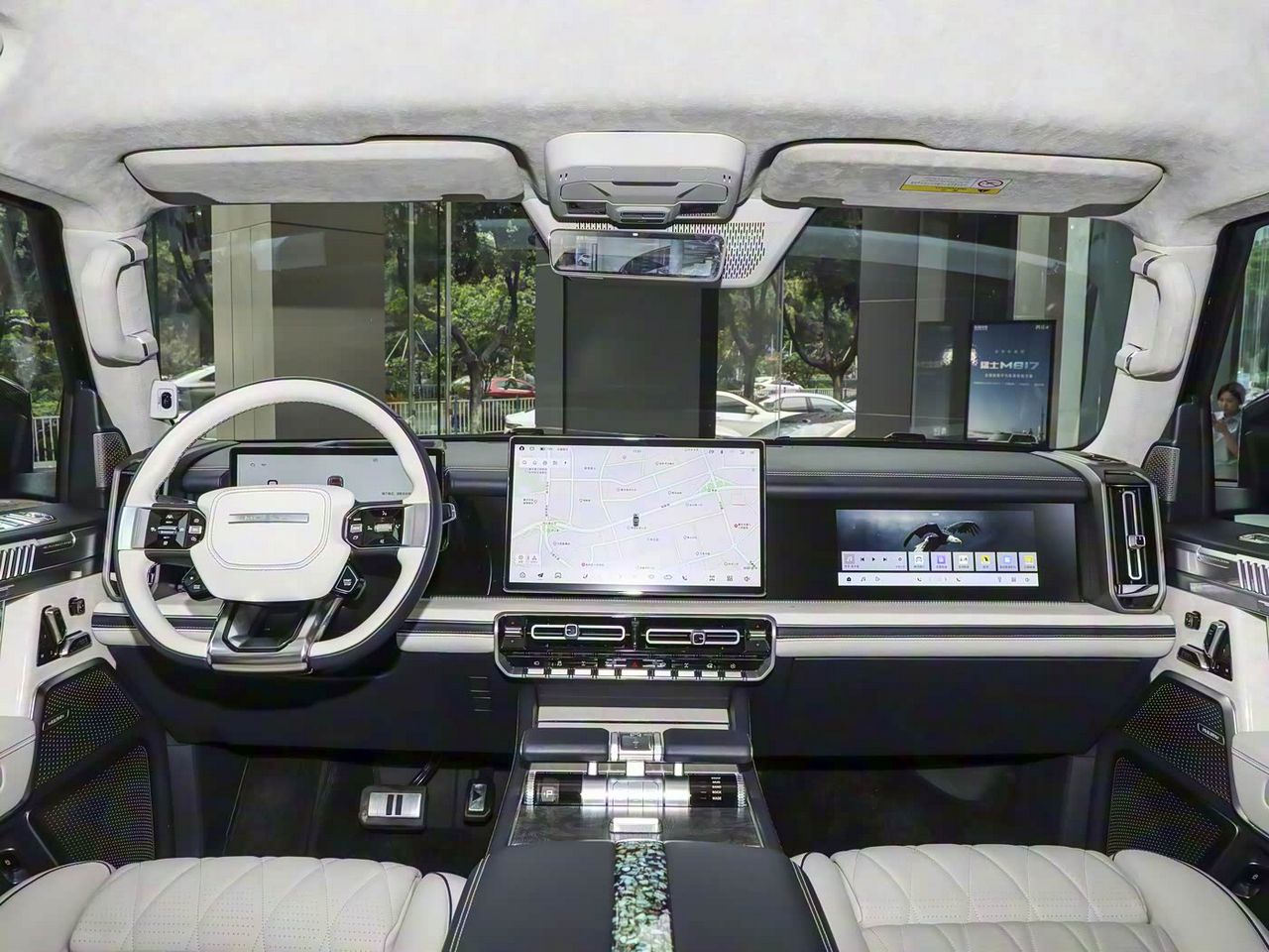 عکس داخل دانگ فنگ هیرو