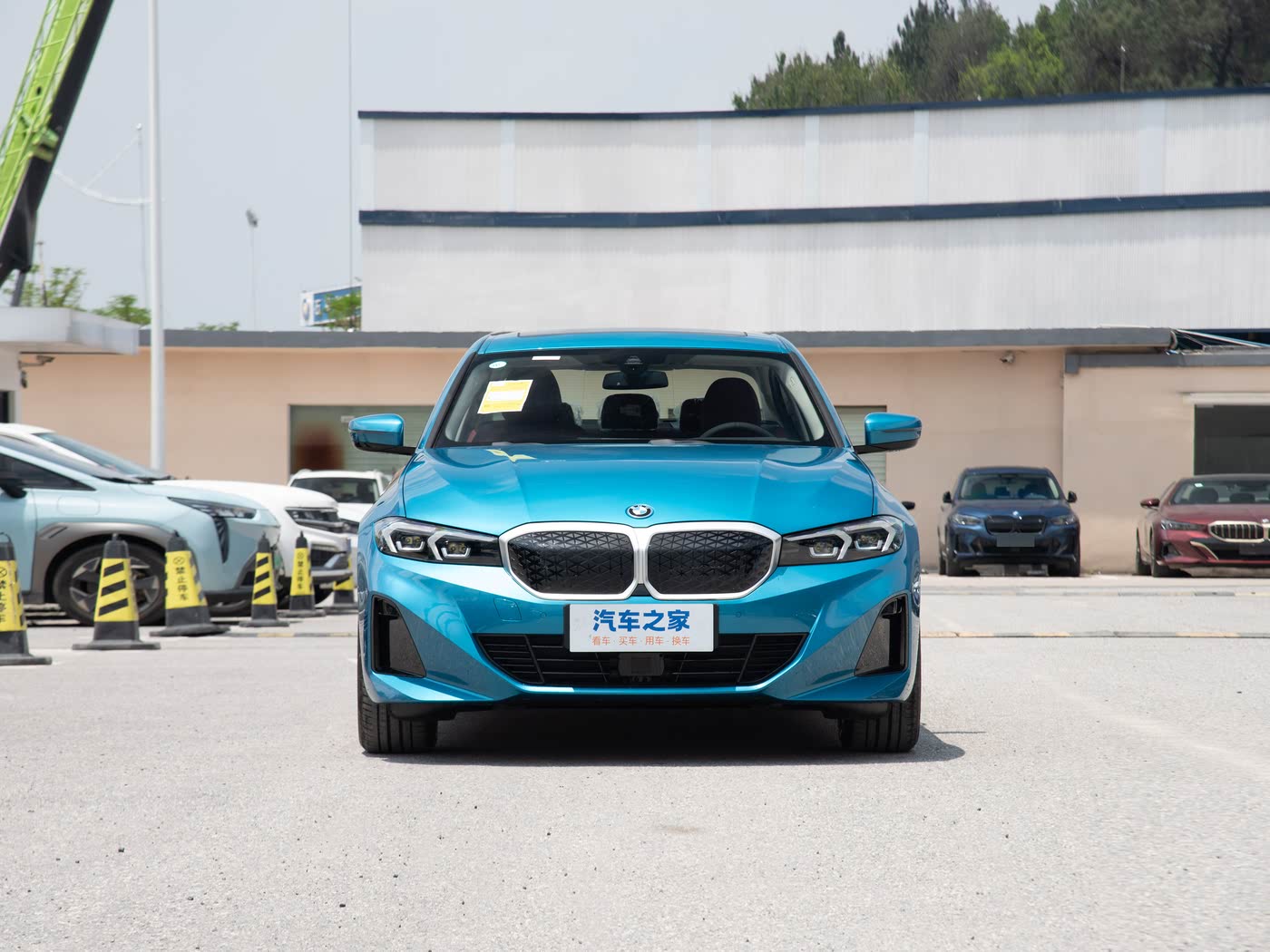 بی ام و i3 eDrive 35L