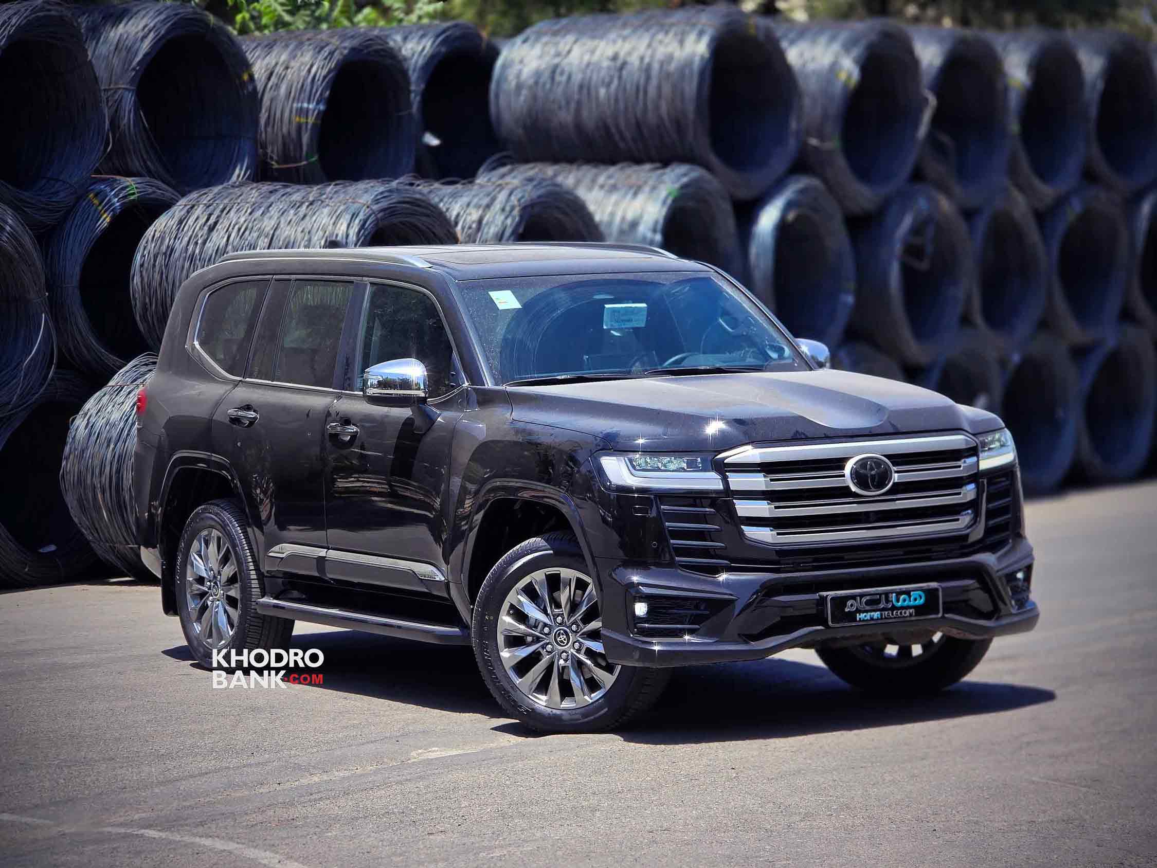 تویوتا لندکروزر LC300 VXR