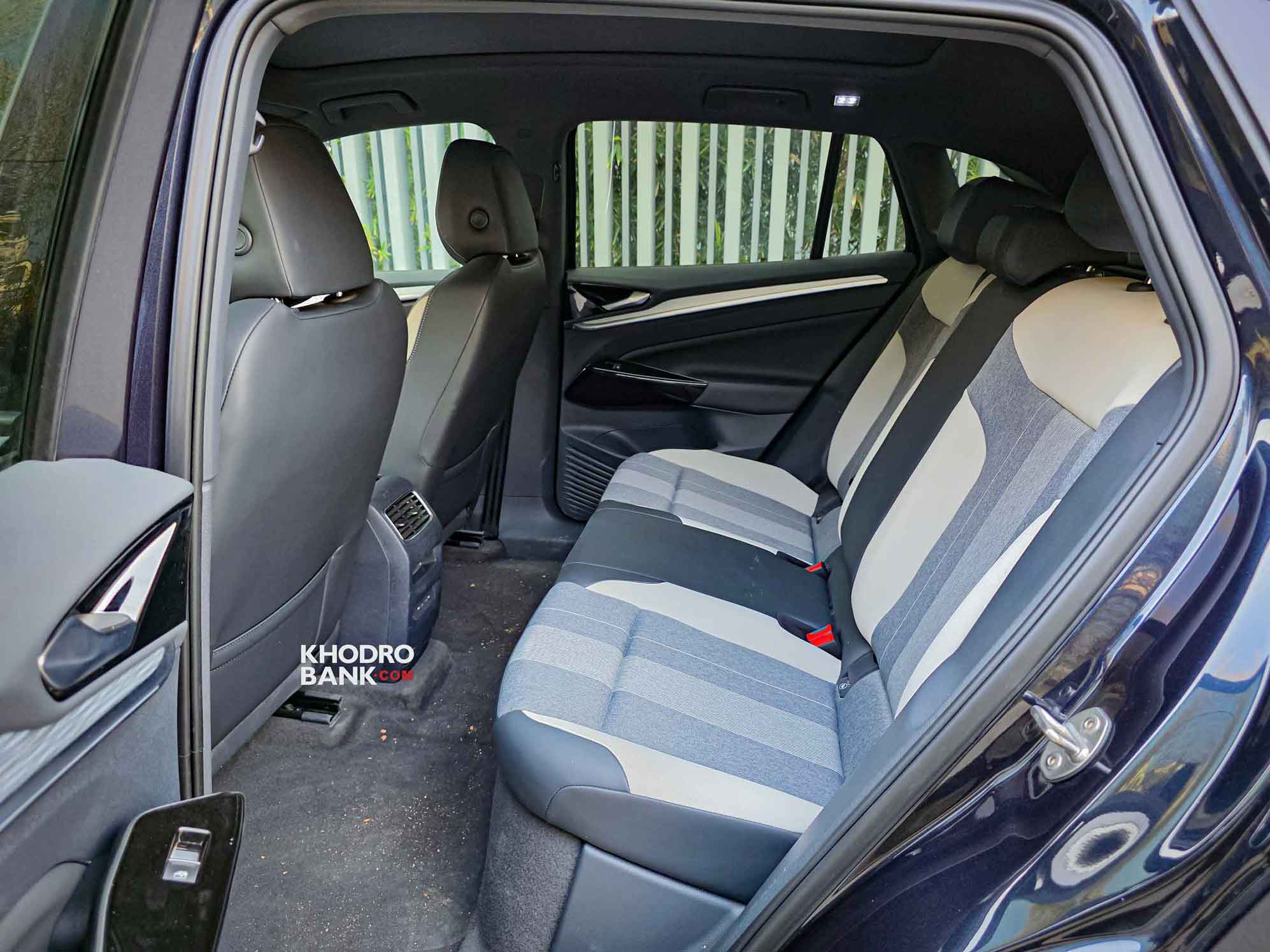 فولکس واگن ID.4 Pure Plus