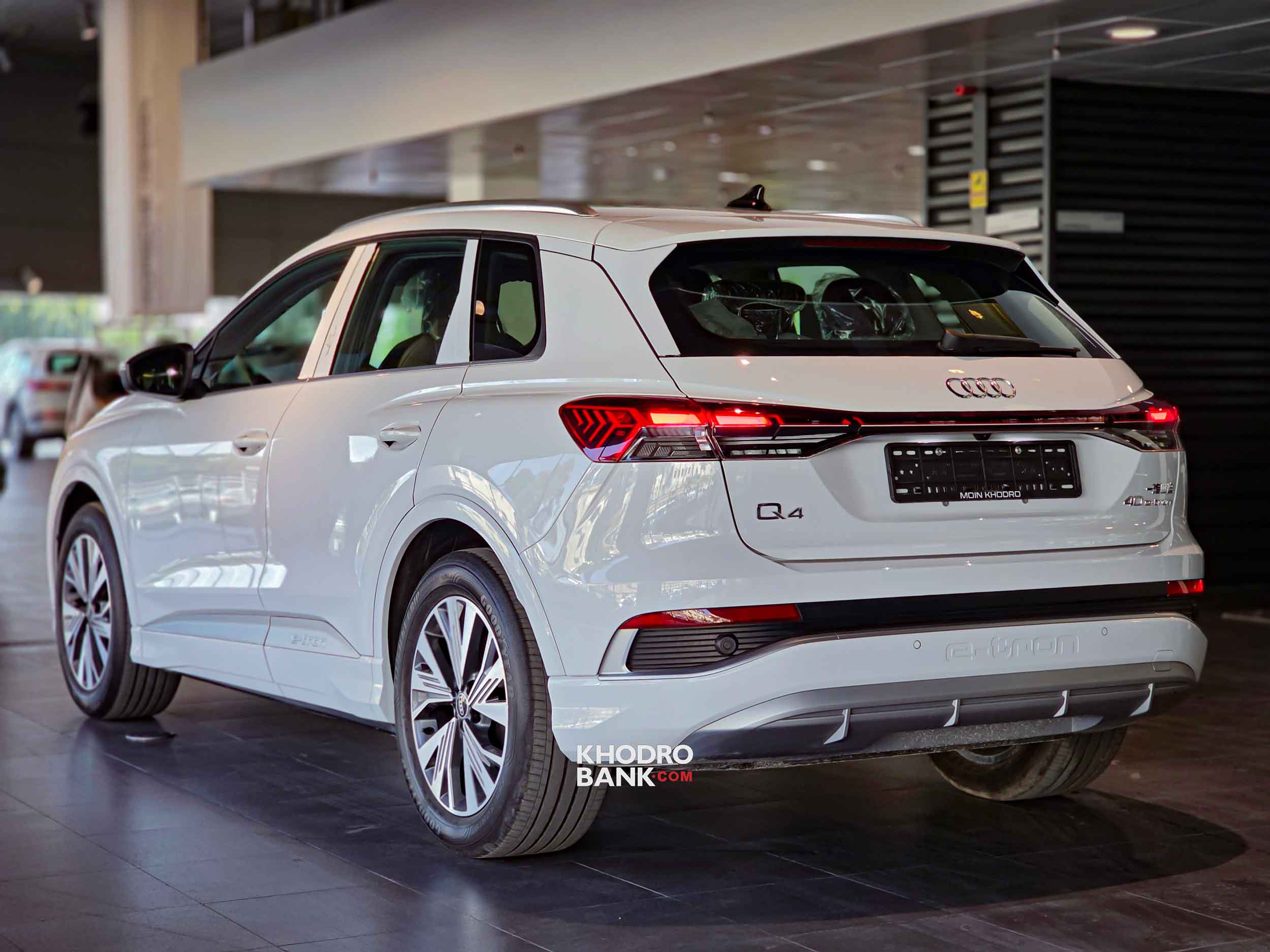 آئودی Q4 e-tron 40