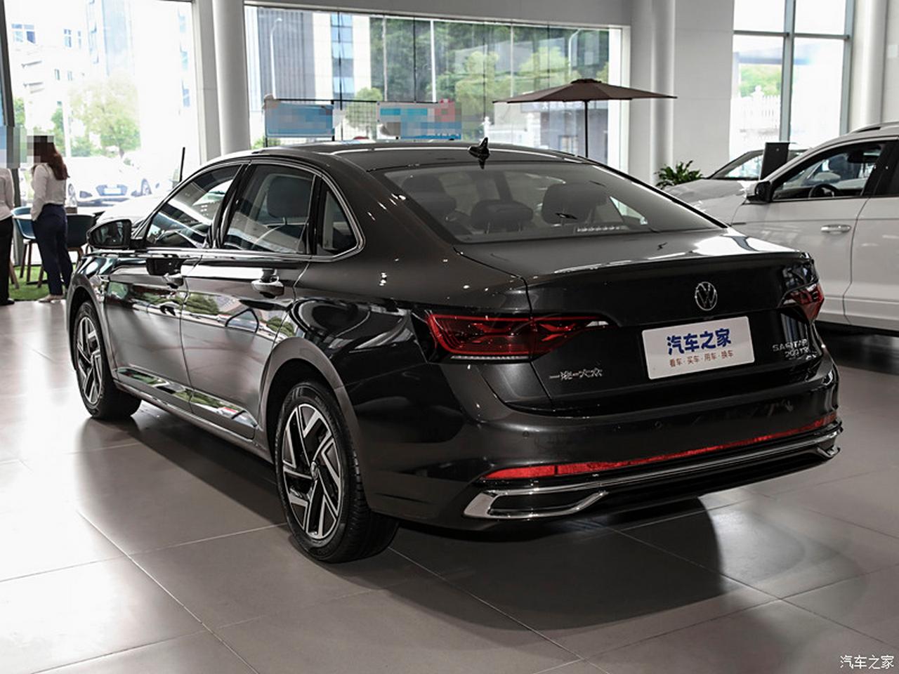 فولکس واگن ساگیتار