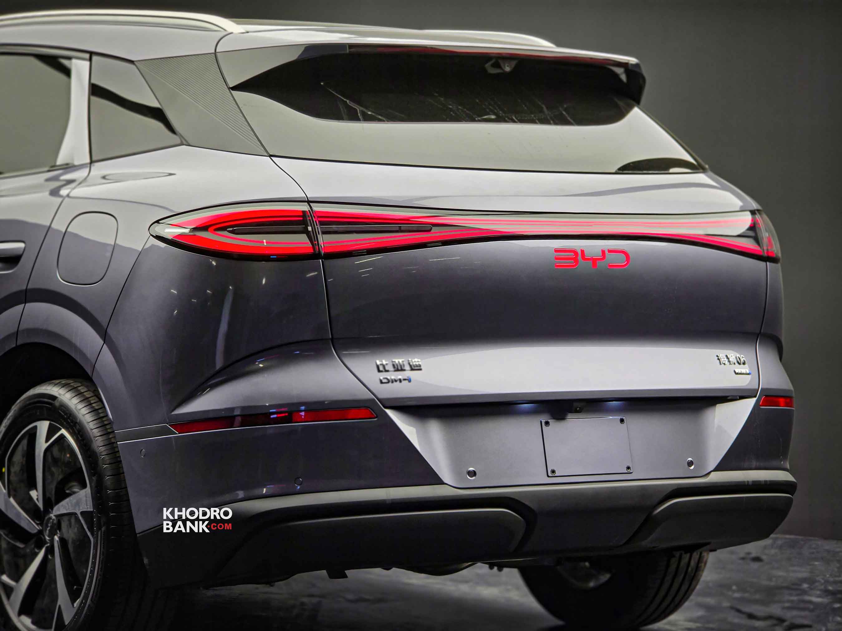 بی‌وای‌دی سیلیون 06