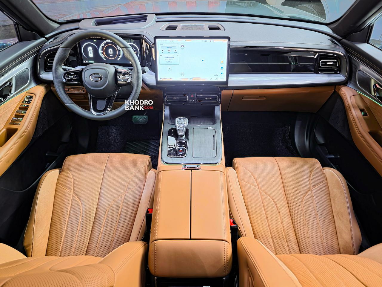 عکس داخل جی ای سی ES9