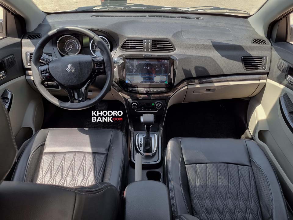 داخل ماشین شاهین پلاس