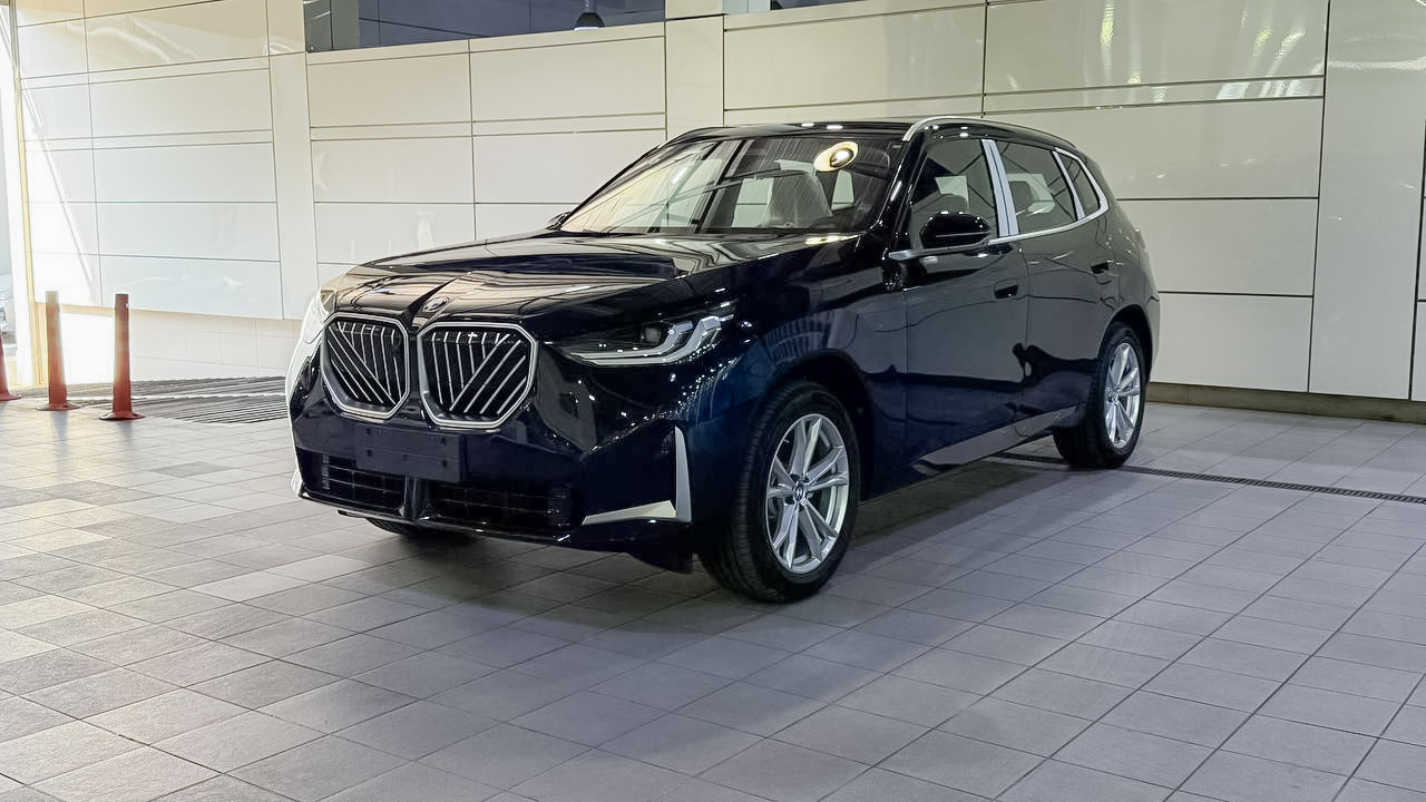 BMW X3 xDrive 25L Luxury Package