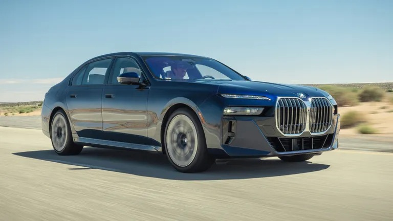 بی ام و 735i