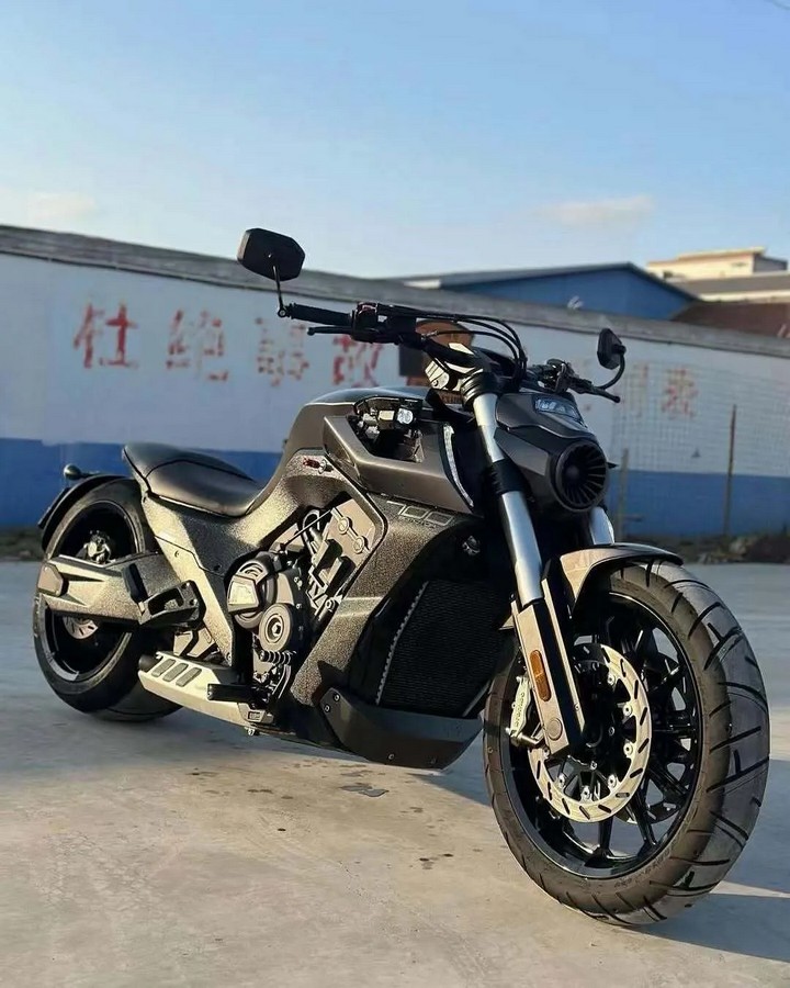 بندا LFC700