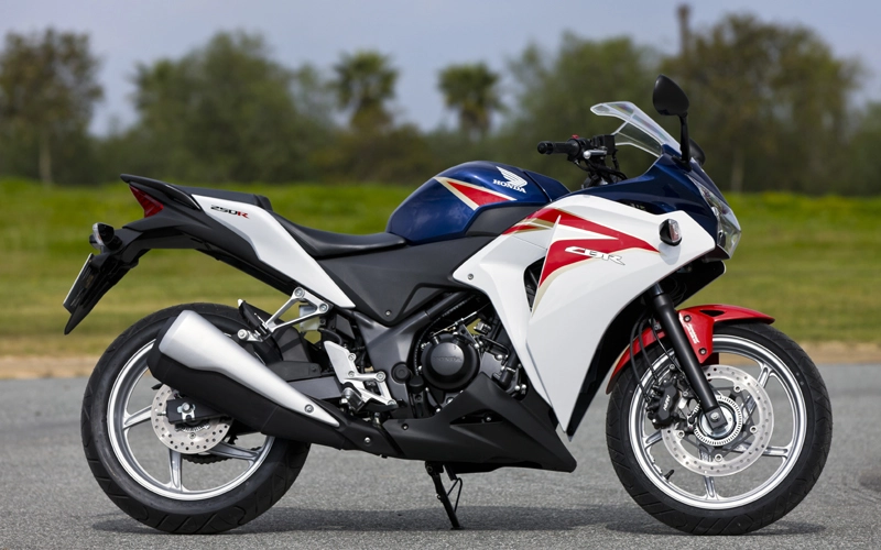 هوندا CBR 250