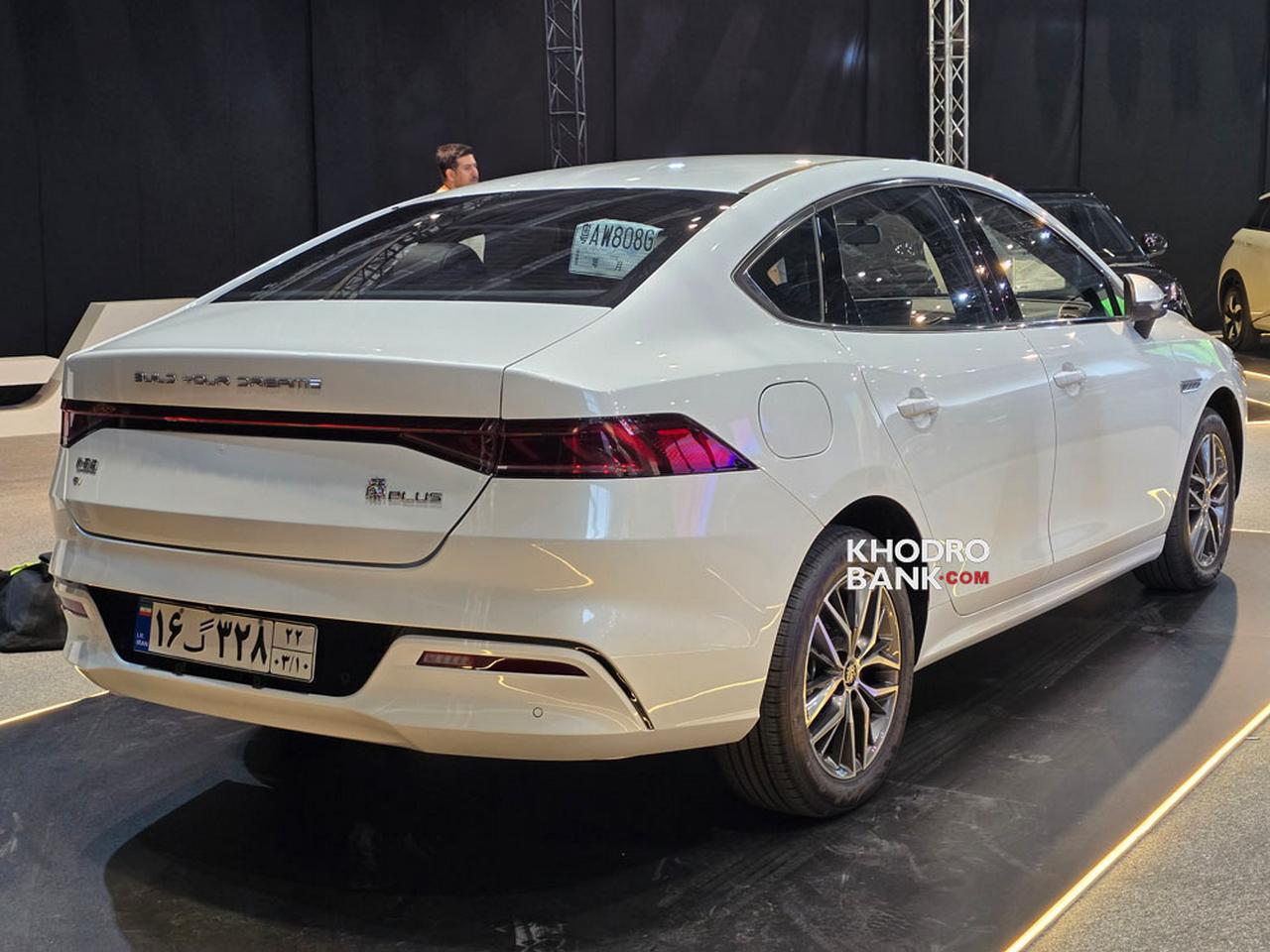 بی وای دی چین پلاس برقی