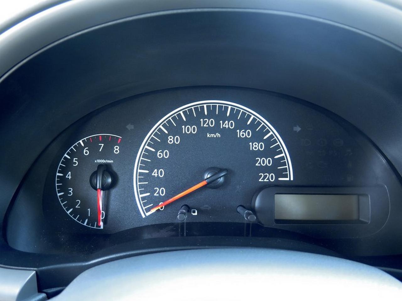 مشخصات فنی نیسان سانی