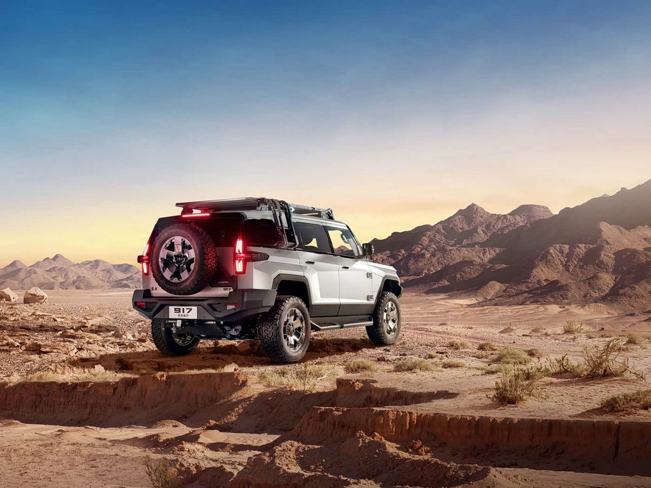 عکس دانگ فنگ هیرو