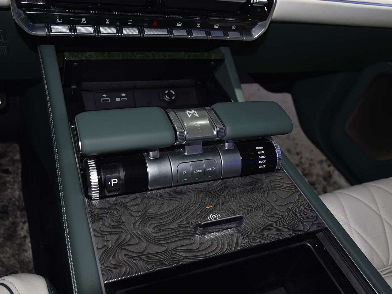 امکانات دانگ فنگ M-Hero