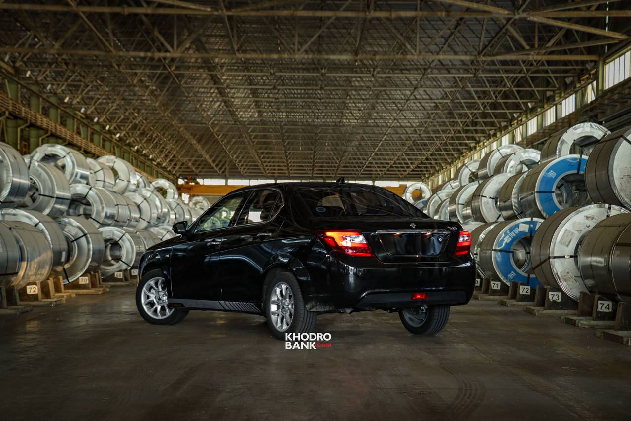 عکس دنا پلاس جوانان