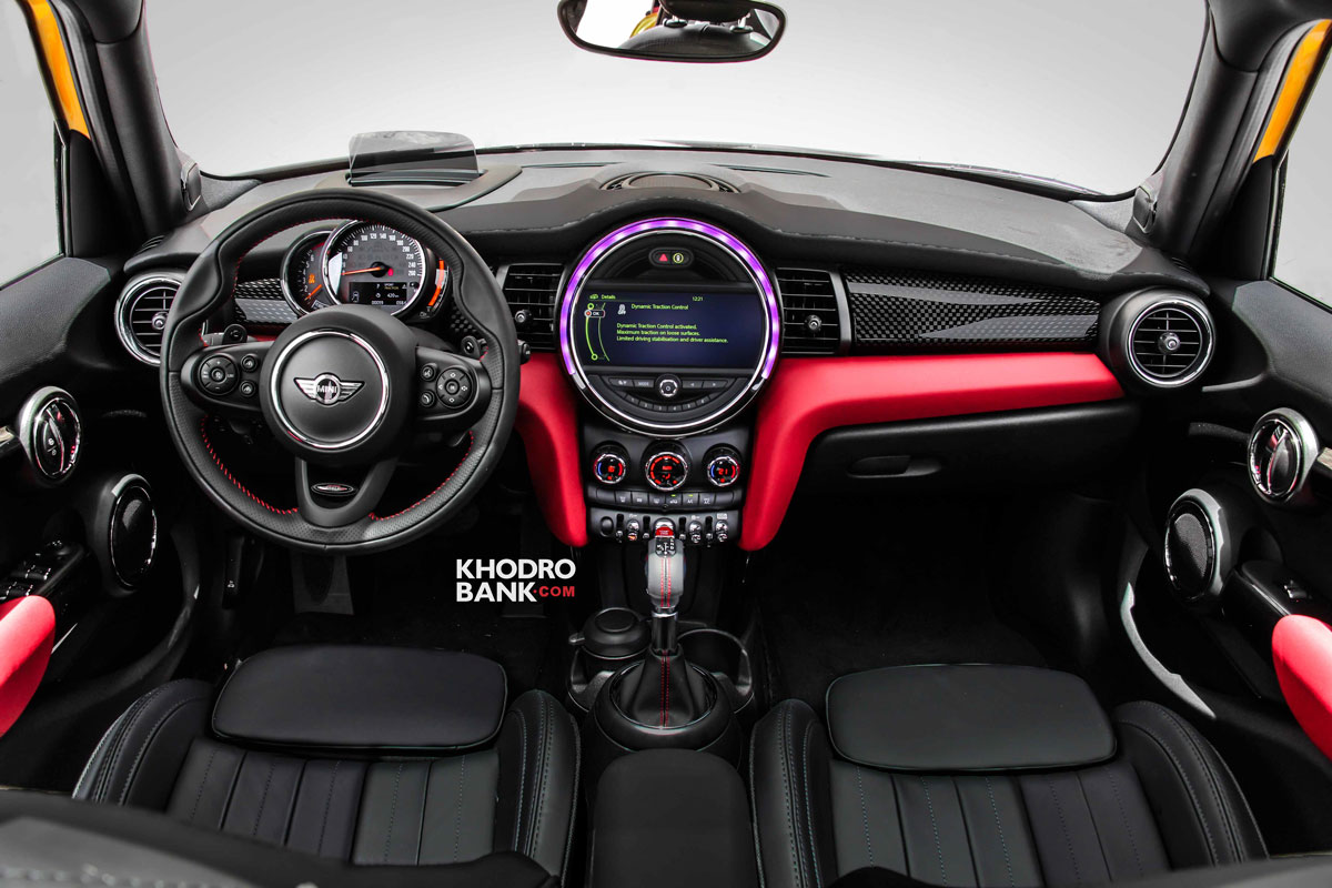 عکس داخل مینی کوپر