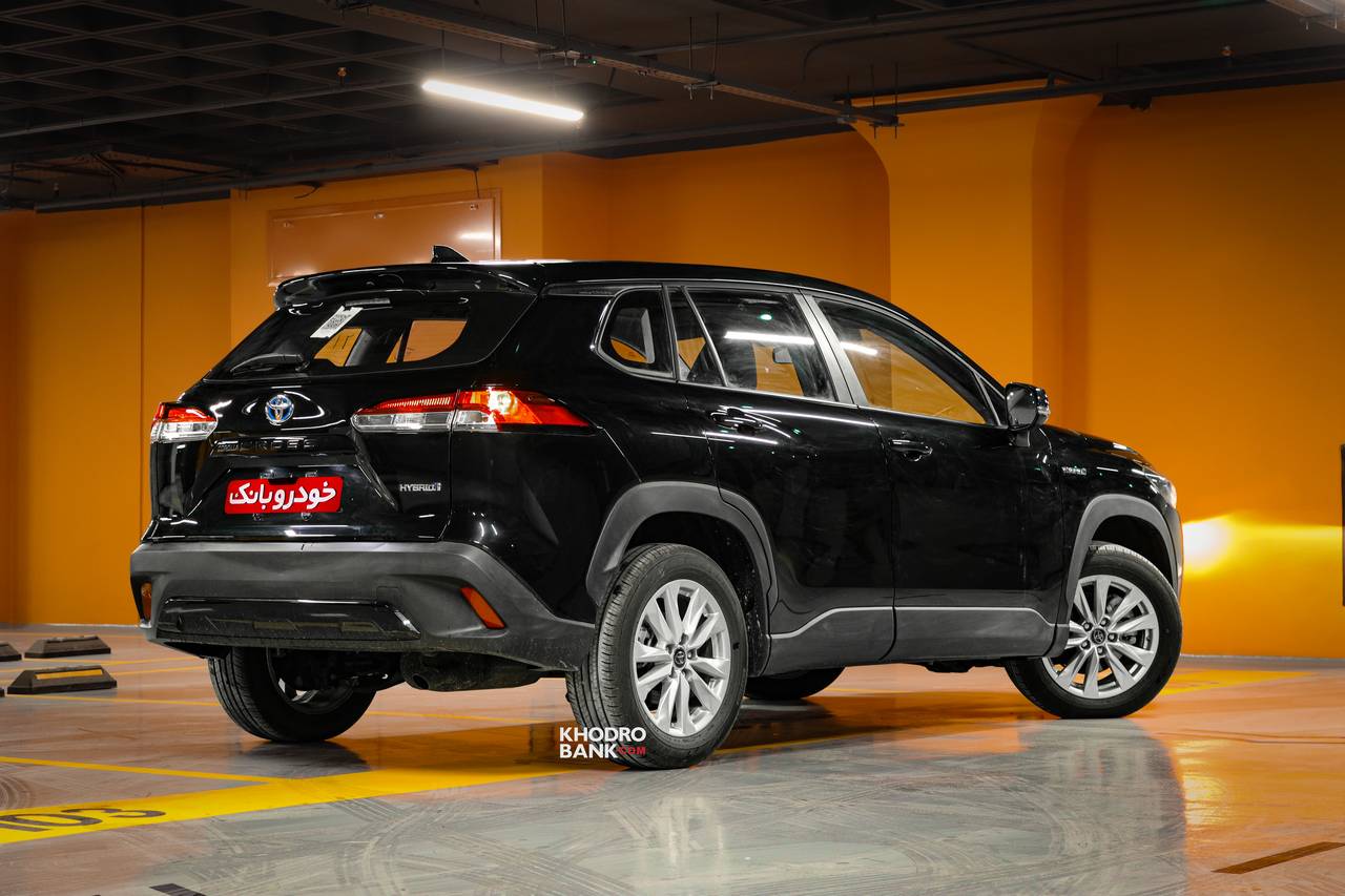 تویوتا کرولا کراس